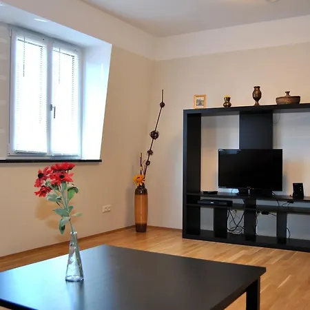 Trafford Sky Homes Apartment Leipzig